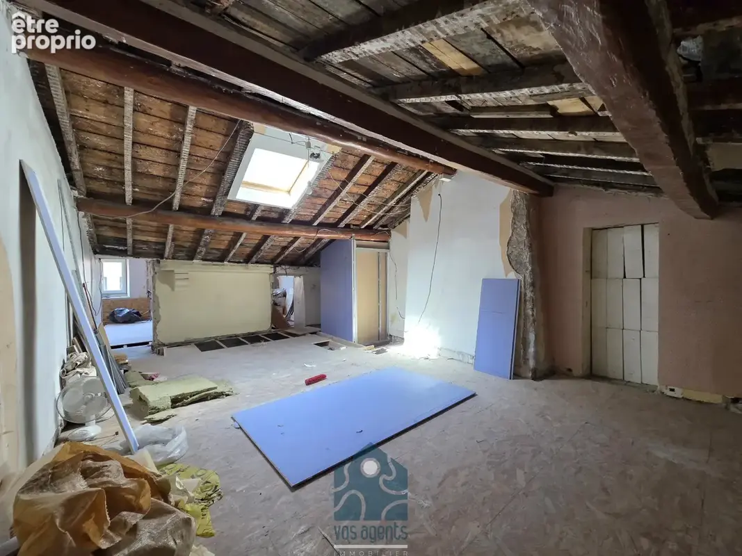 Appartement trois pièces sur deux niveaux - photo 4