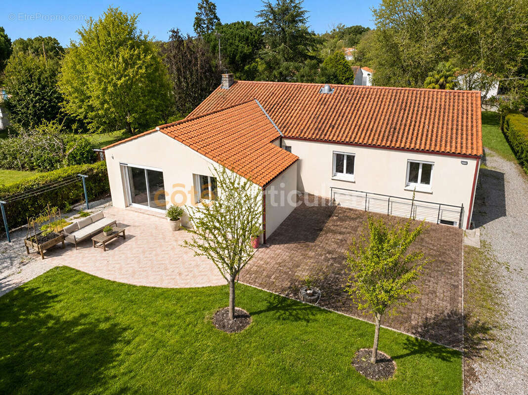 La boissière-des-landes -- proche la roche-sur-yon -- maison plain-pied 155 m²  -- 5 chambres -- jardin & calme - photo 2