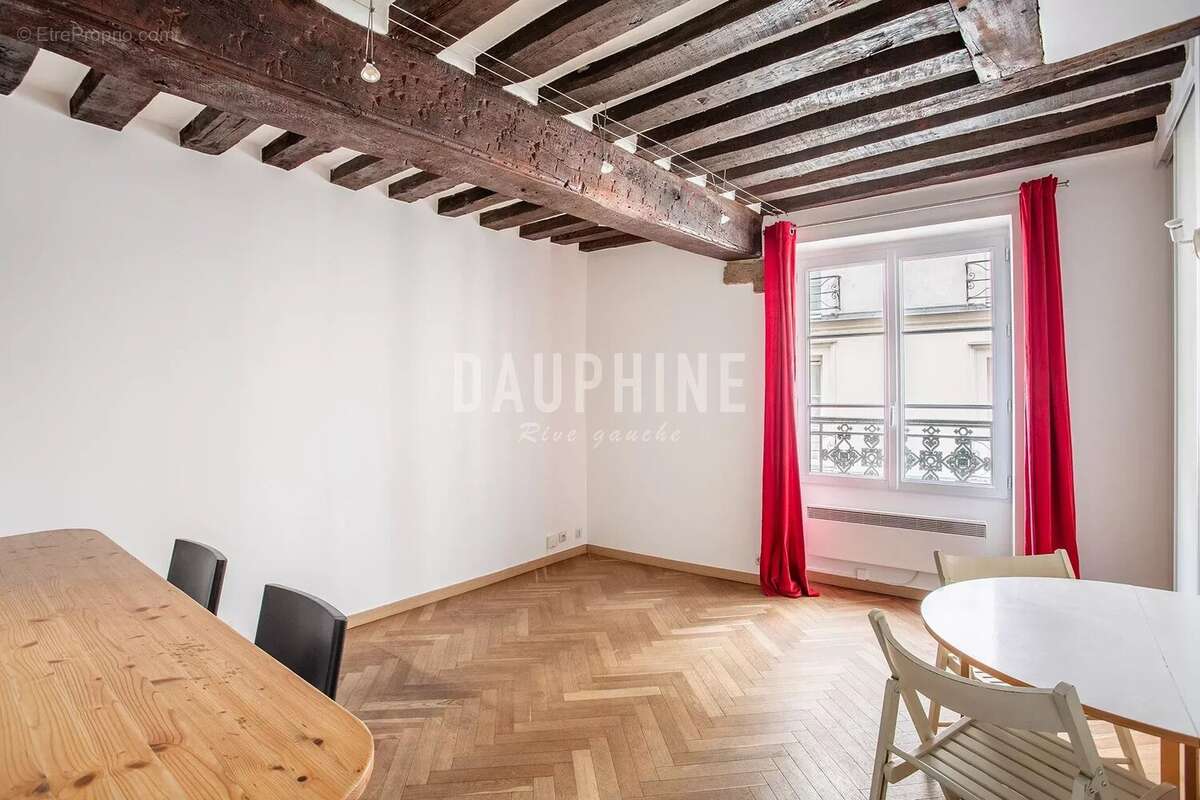 Appartement à PARIS-6E