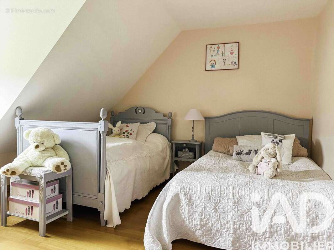 Maison 205 m² à Gonneville-Sur-Mer  - photo 9
