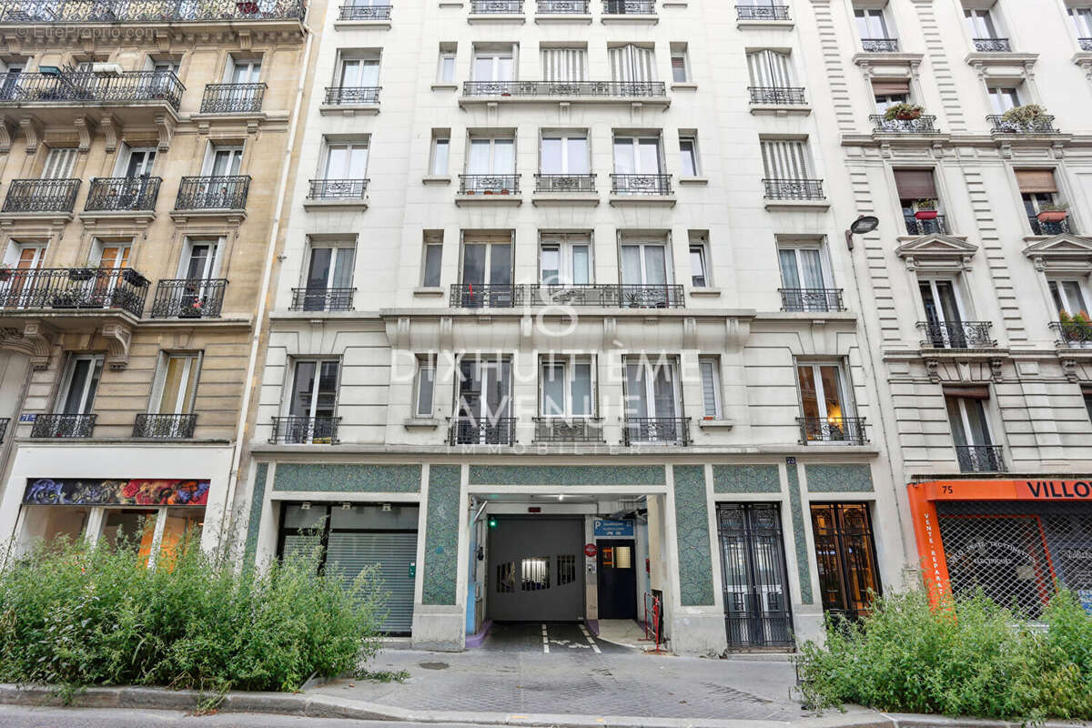 Appartement à PARIS-18E