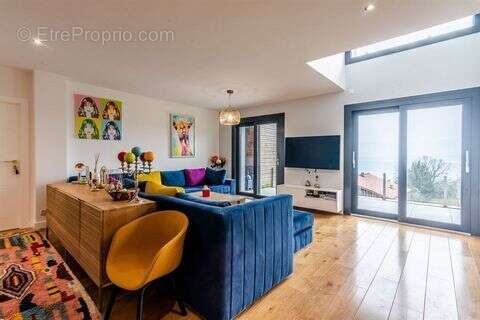 Maison à NEUVECELLE