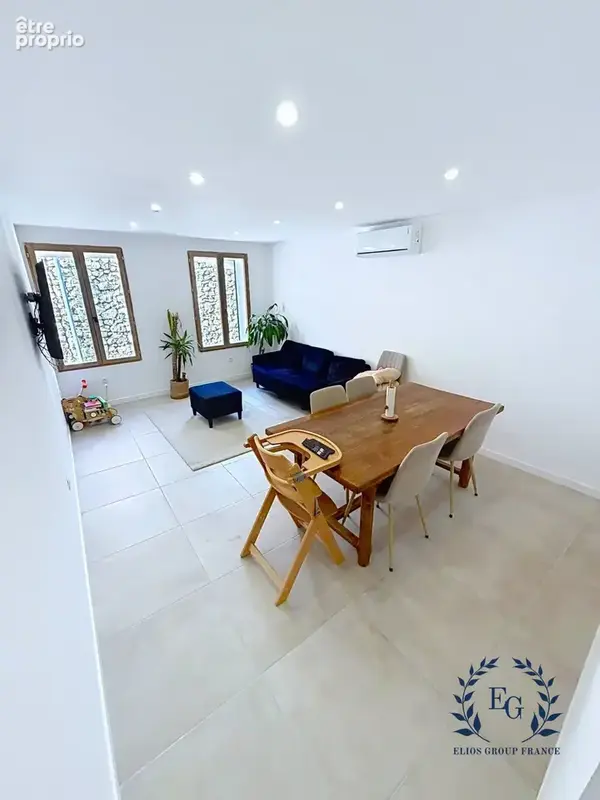 Maison 5 pièces 124 m² à vendre à Saint-Maximin-La-Sainte-Baume (83470) - photo 2