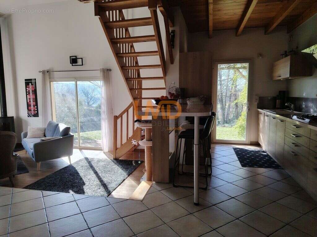 Maison à VILLEFRANCHE-DE-ROUERGUE