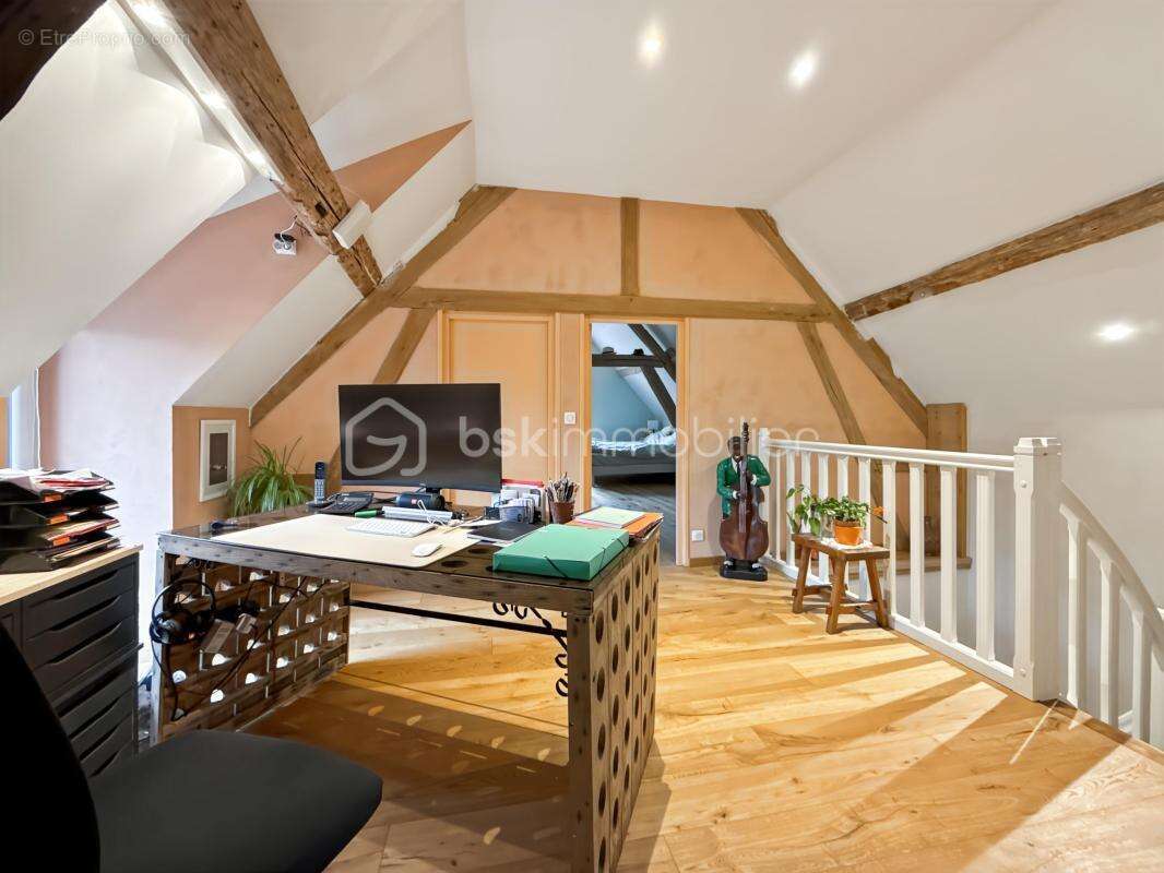 Maison à PLESSIS-SAINT-JEAN