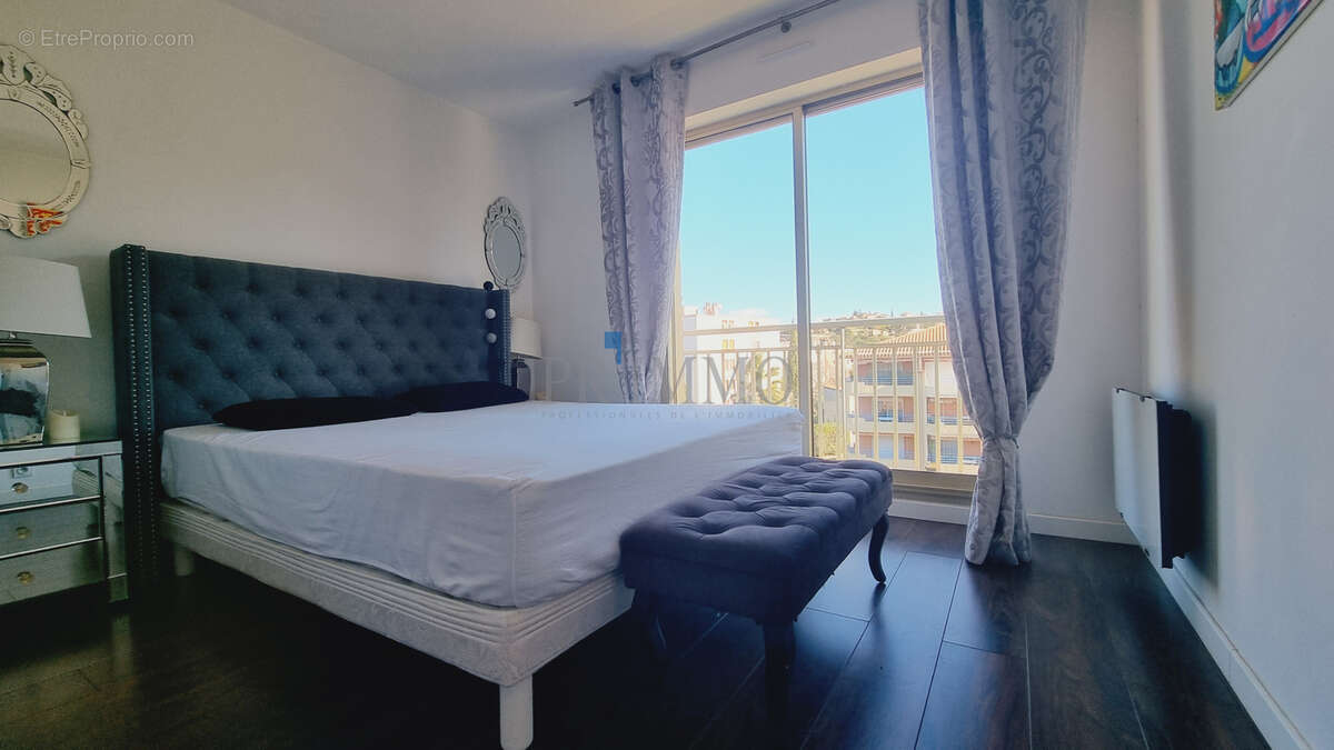 Appartement à SAINT-RAPHAEL