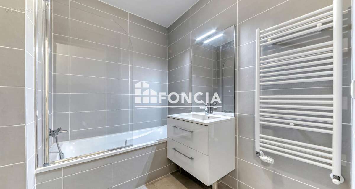 Appartement à LYON-3E