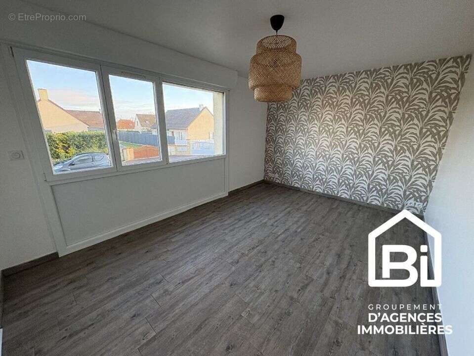 Appartement à CORMELLES-LE-ROYAL