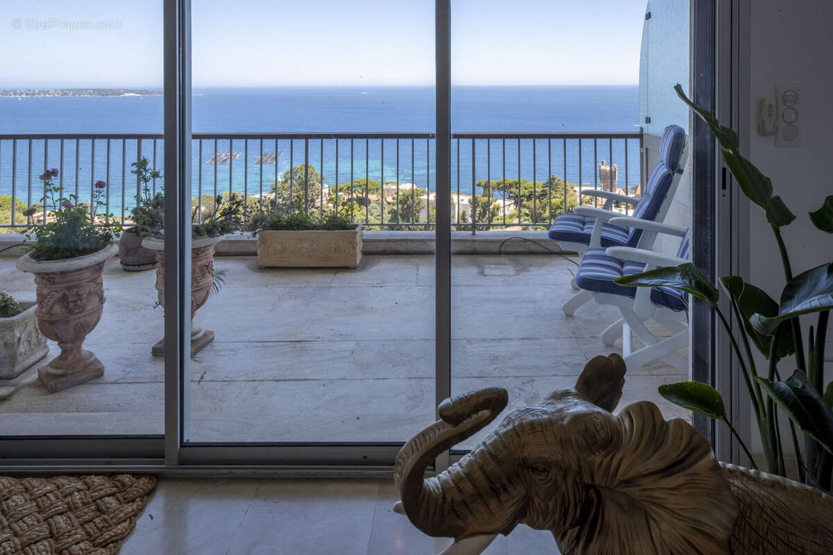 Beau duplex vue mer à cannes  3 254 400 € - photo 16