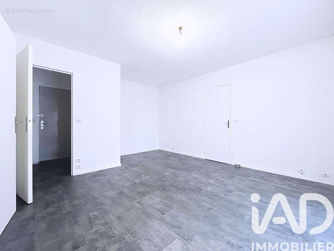 Photo 4 - Appartement à SAINT-OUEN-L'AUMONE