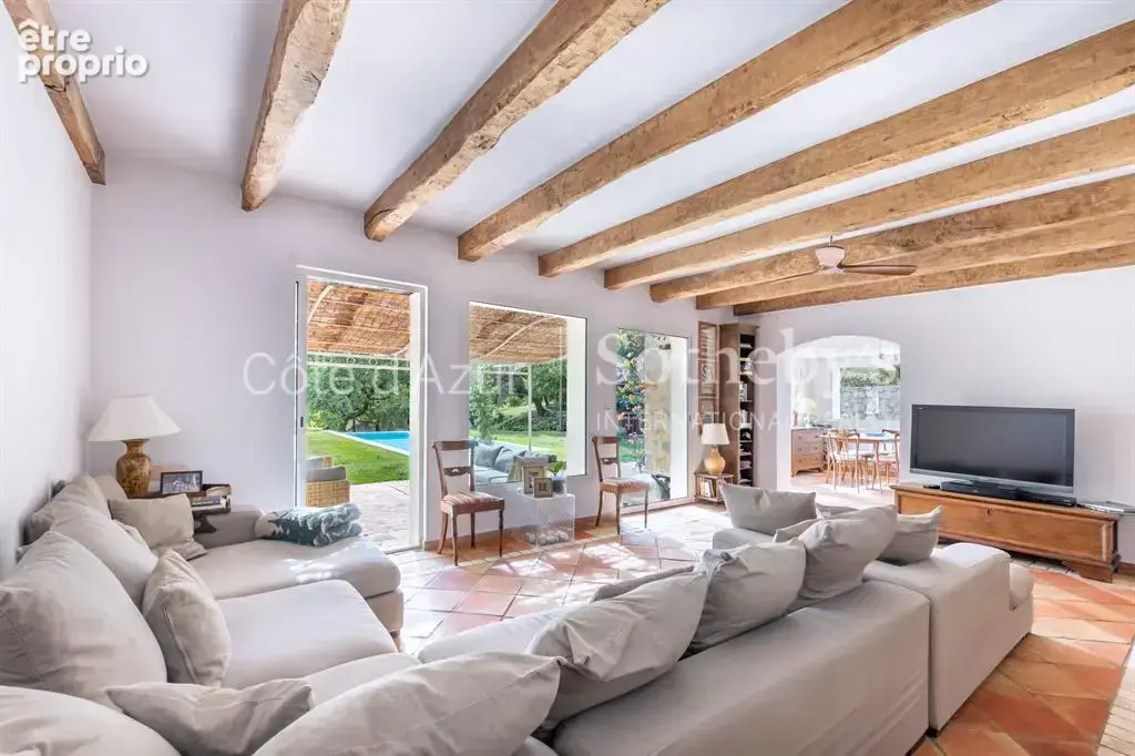 Villa provençale de 200 m² avec piscine chauffée et maison d’amis - photo 7