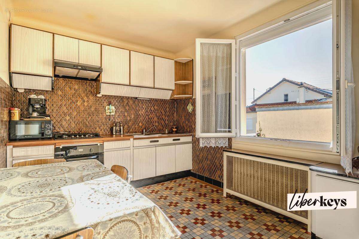 Maison à HOUILLES