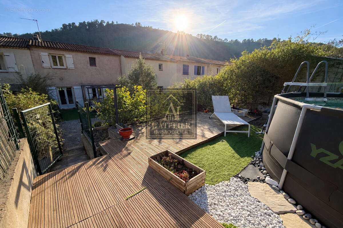 Maison de type 4 d'une superficie de 74 m2 avec garage sur une parcelle de 240 m2 - photo 15