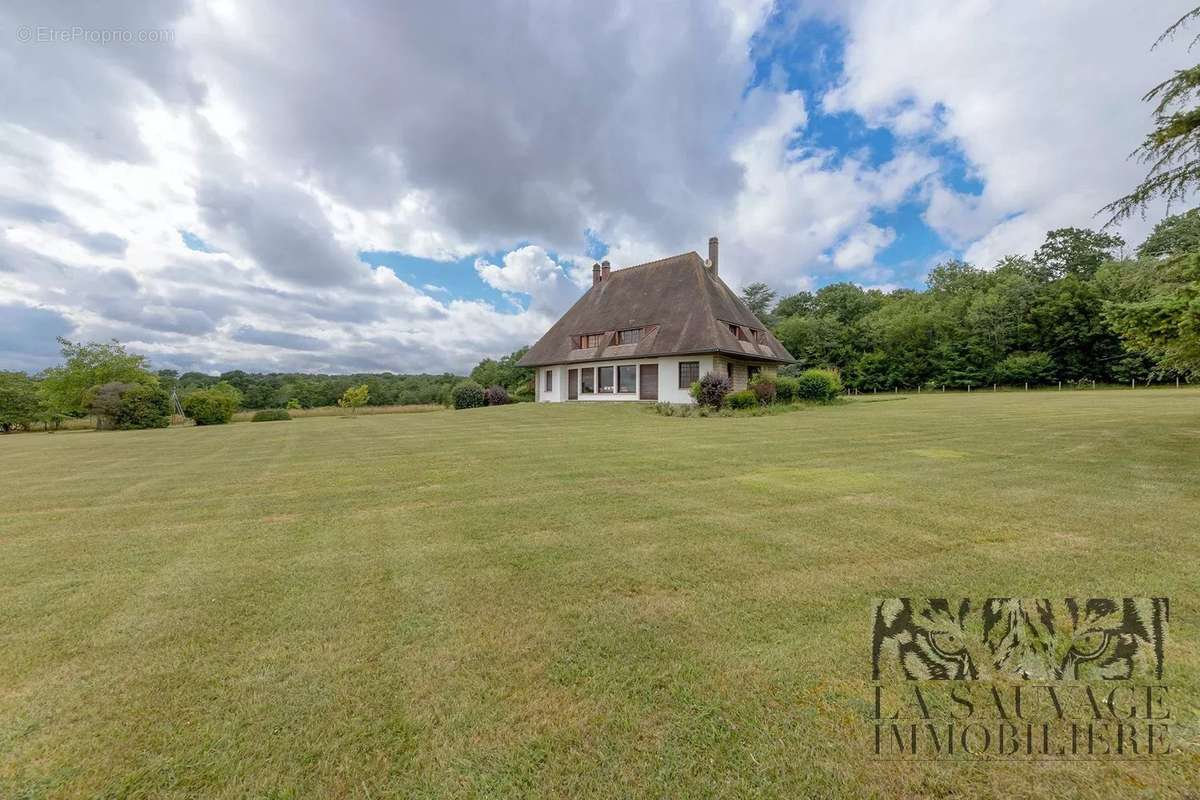 Maison à HOULBEC-COCHEREL