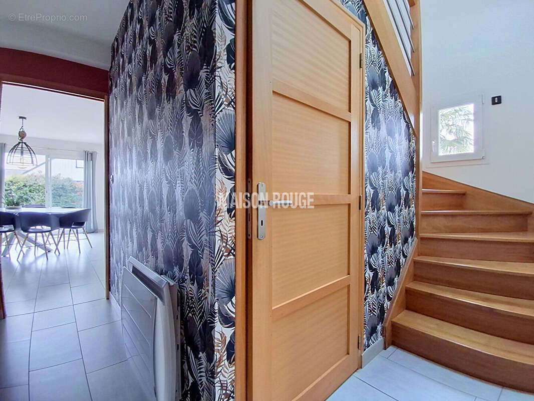 Superbe maison familiale - Vie de plain-pied - 5 chambres - Plein Sud - Sans vis-à-vis - HENON - photo 7