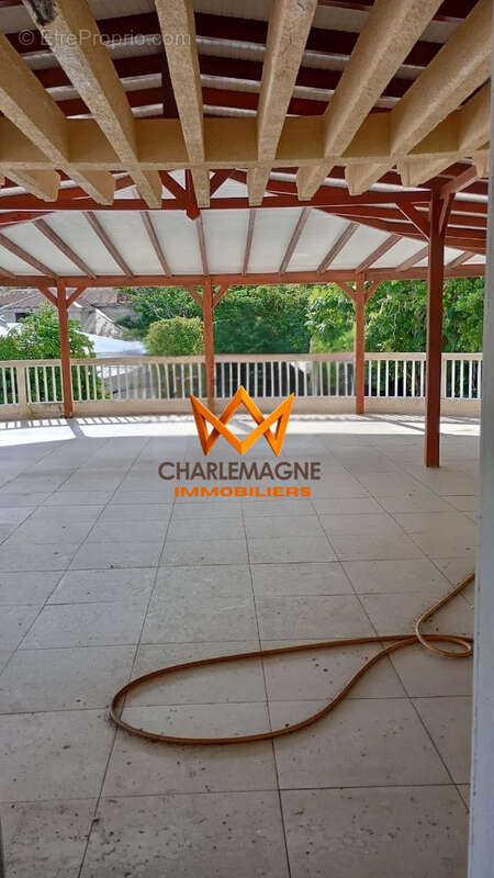 Maison à SAINTE-ANNE