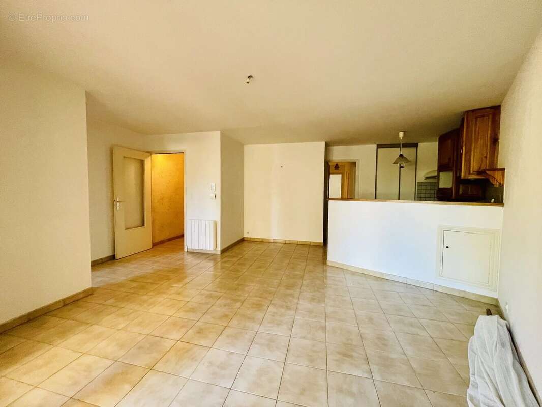 Appartement à VAISON-LA-ROMAINE