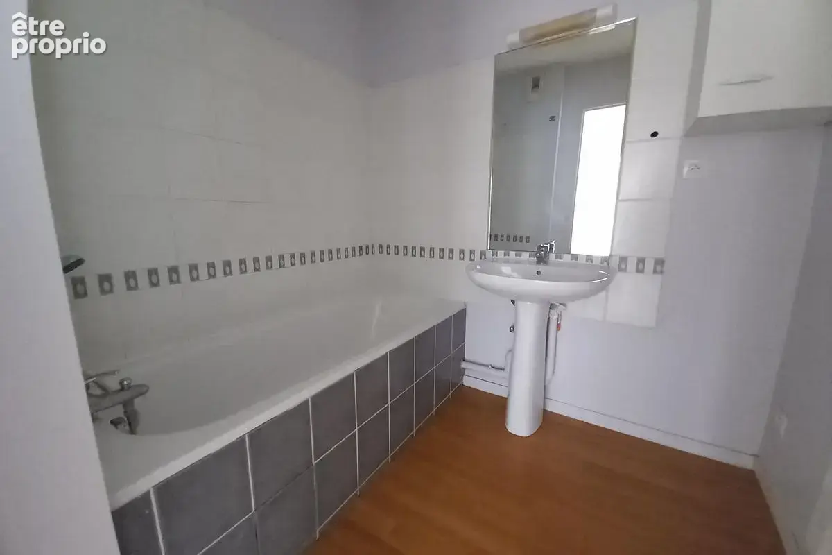 Agréable T2 à LEGUEVIN - Vente en BRS - photo 5