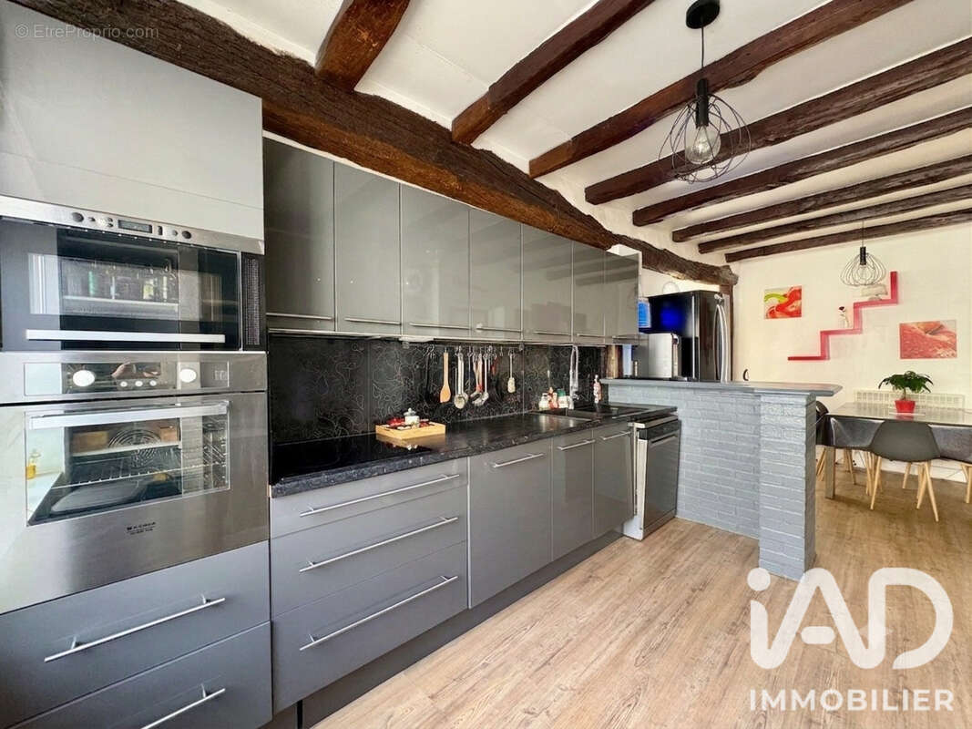 Maison 150 m² à Le Mesnil-Aubry  - photo 4
