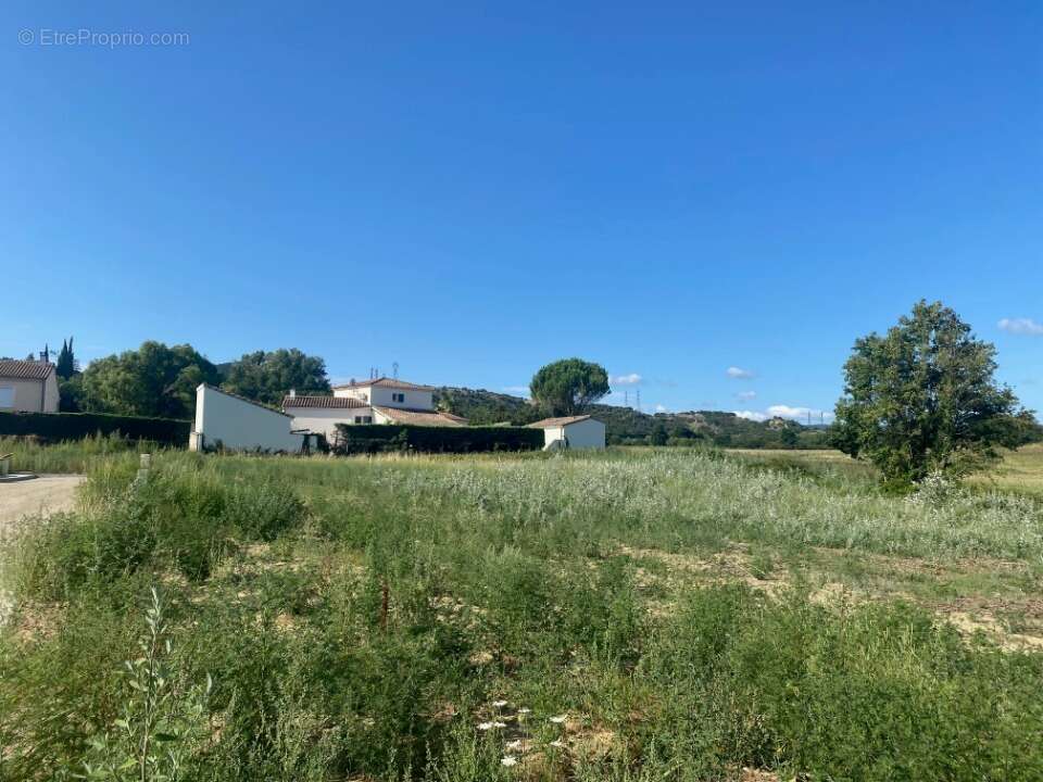Terrain à MALATAVERNE