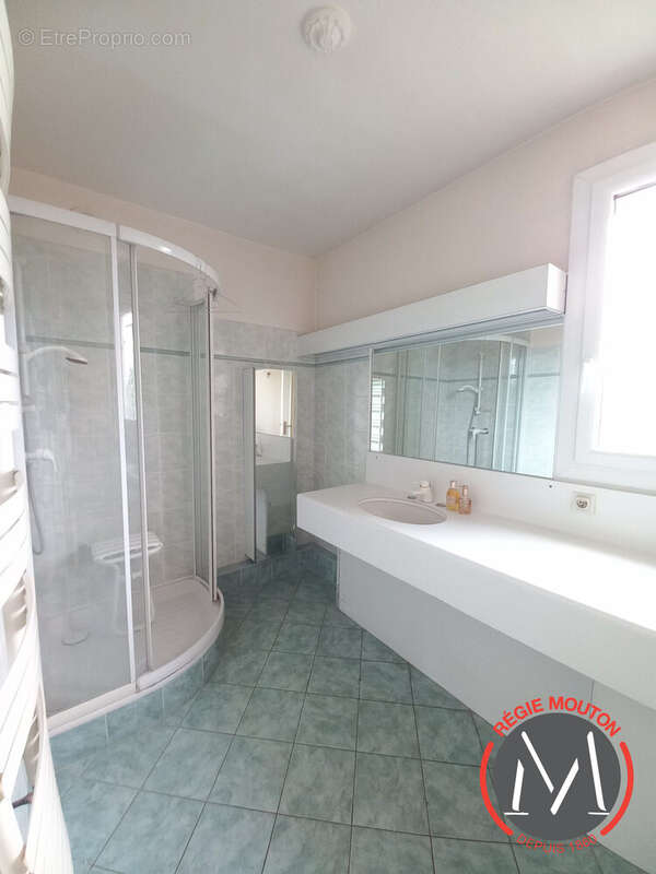 Appartement à LYON-4E