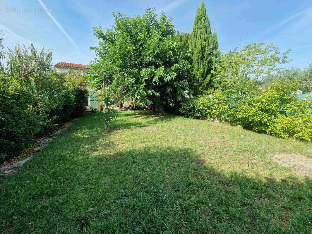 Maison à SAINT-ANDRE-DE-CUBZAC