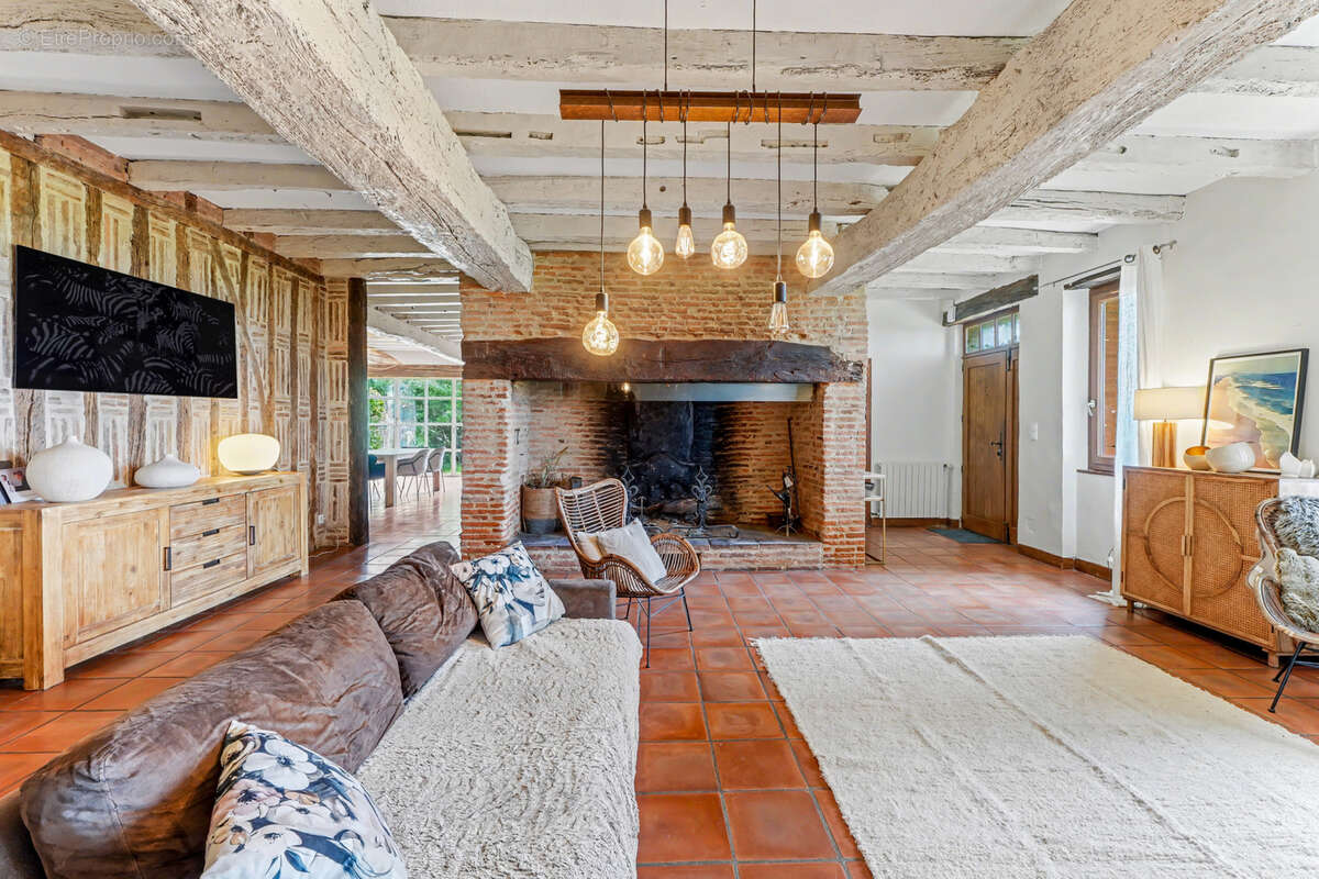 Maison à L'ISLE-JOURDAIN