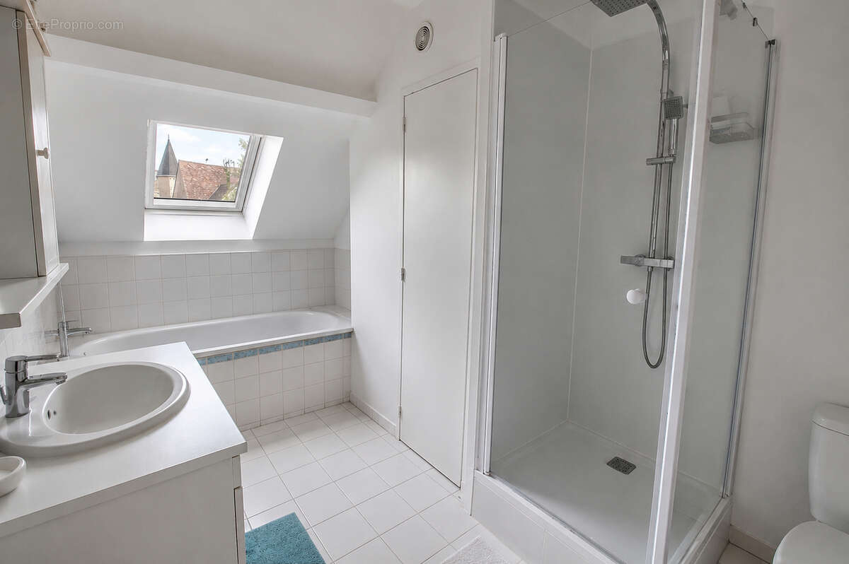 Appartement à EPERNON