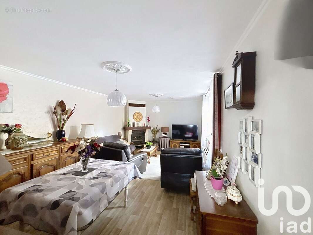 Photo 5 - Maison à BELLEVILLE-SUR-MEUSE