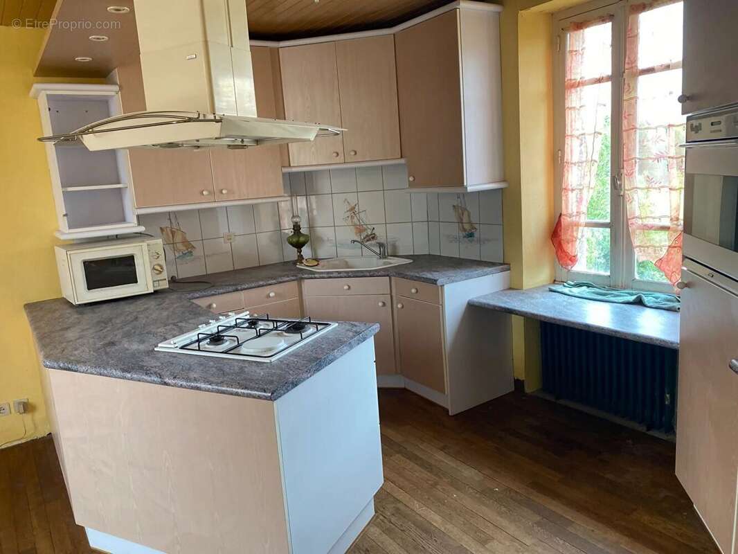 Appartement à ELLIANT