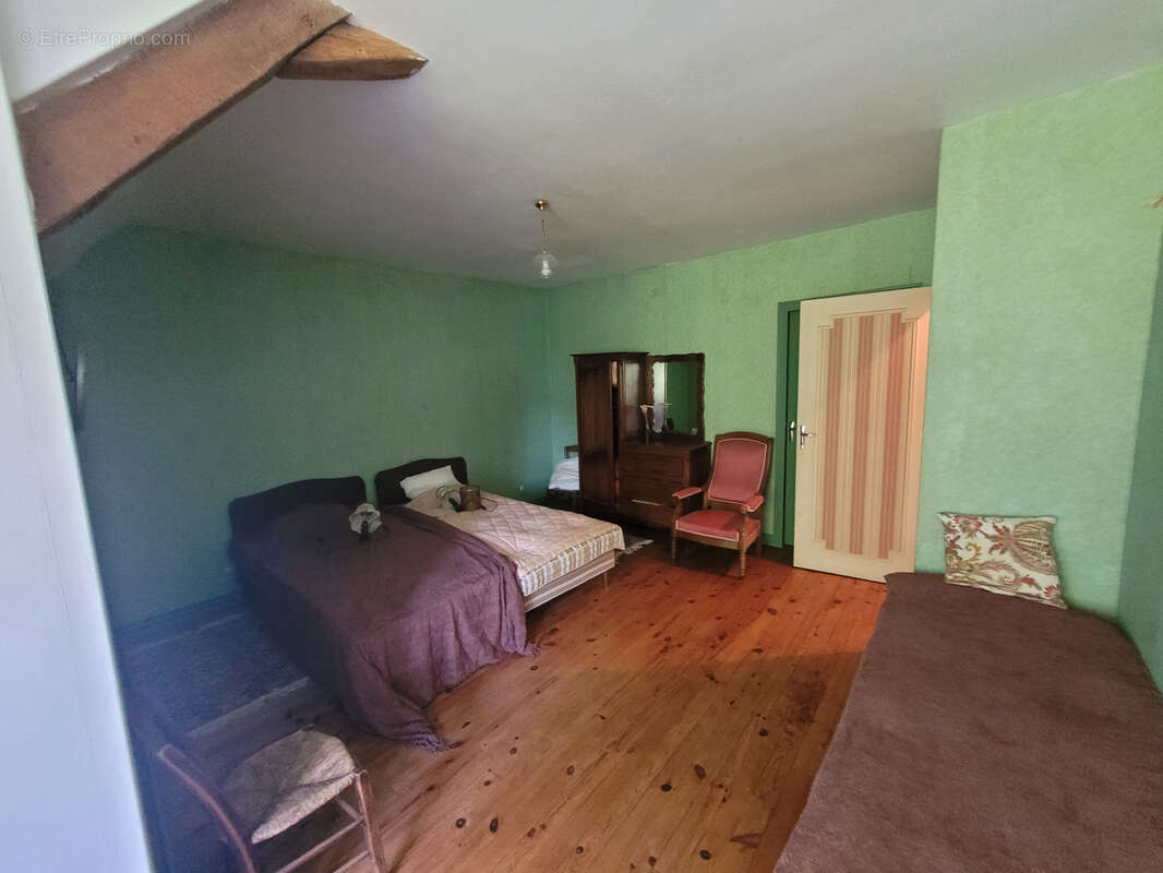 Maison à ASNIERES-SUR-VEGRE