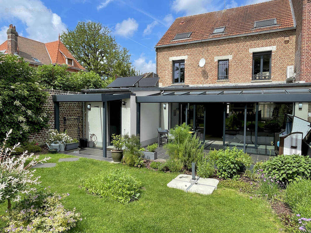 Maison à SAINT-QUENTIN