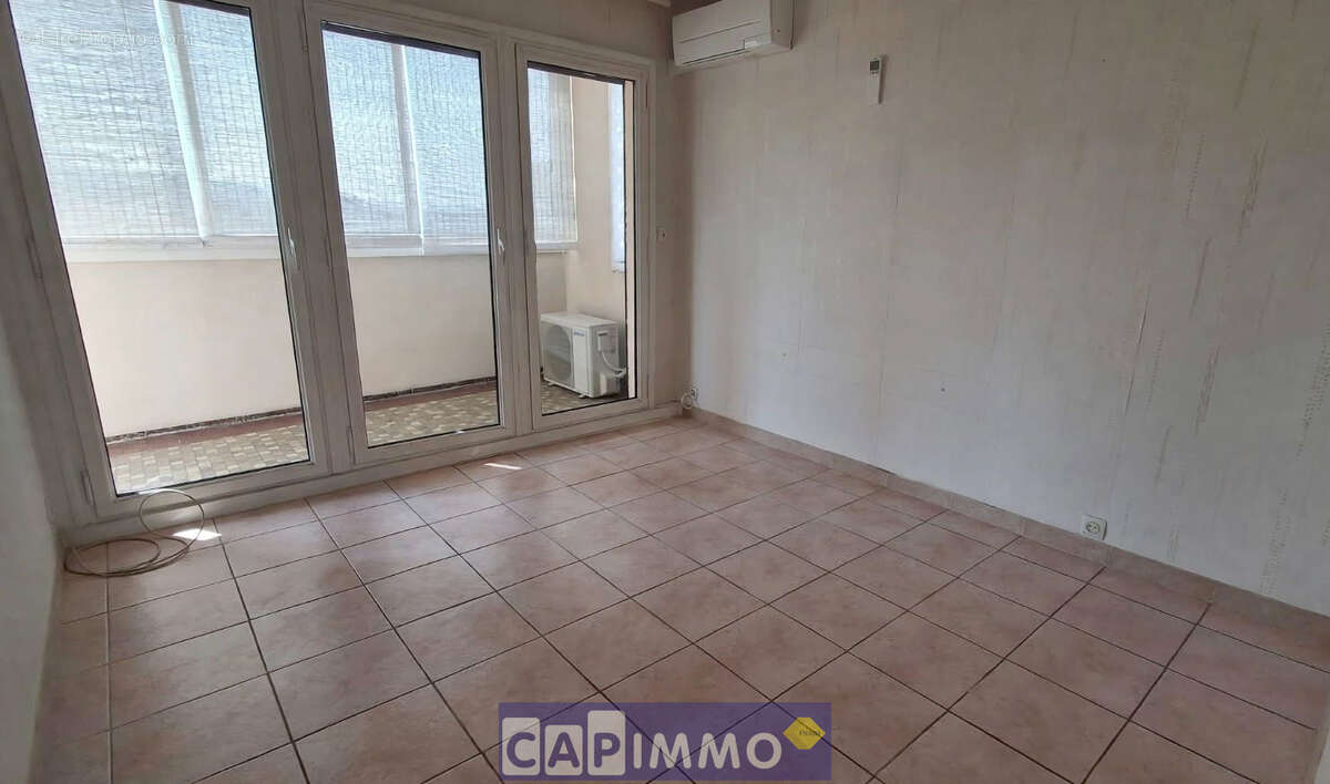 Appartement t4, cave, 83130 la garde - photo 6