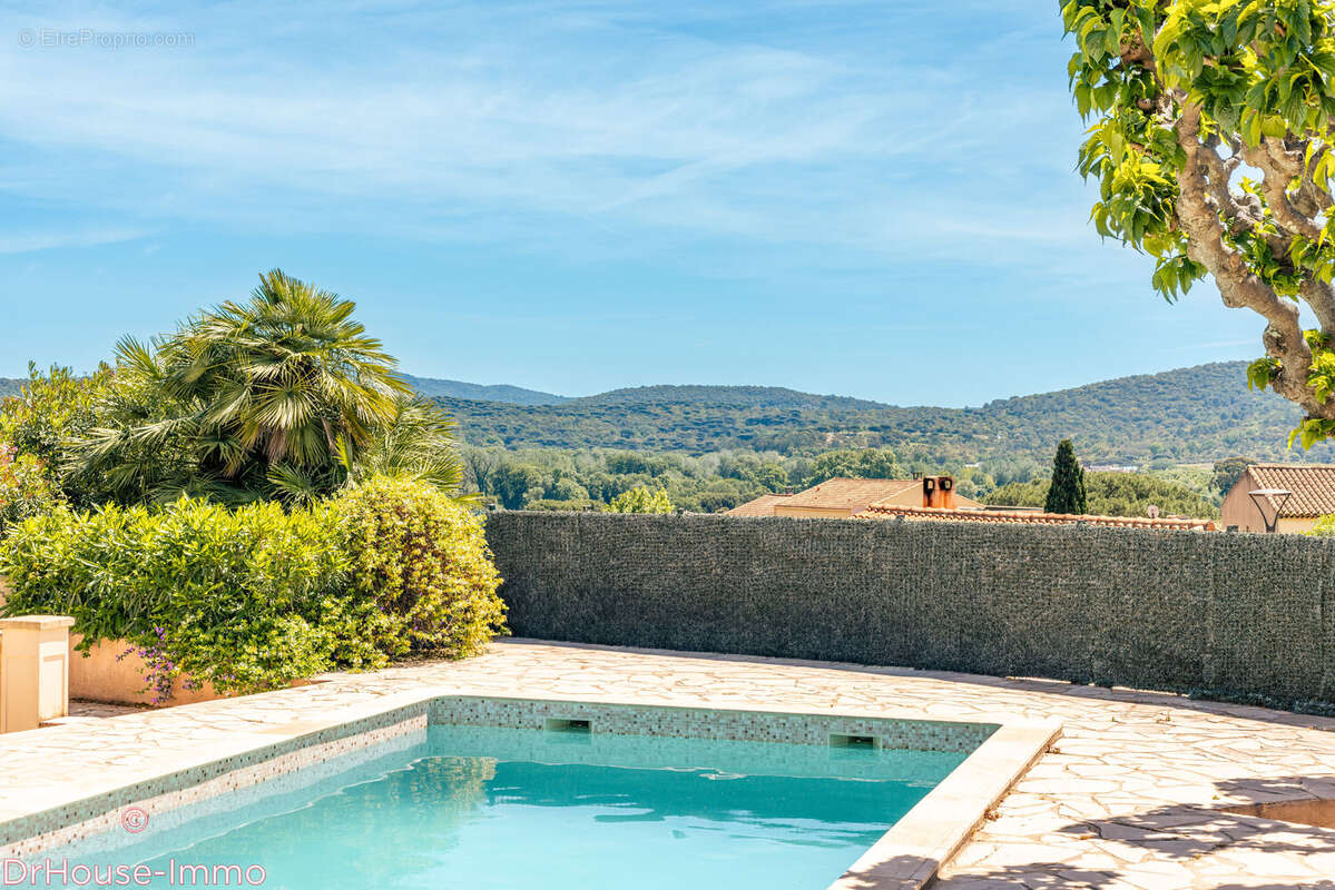 Maison à COGOLIN