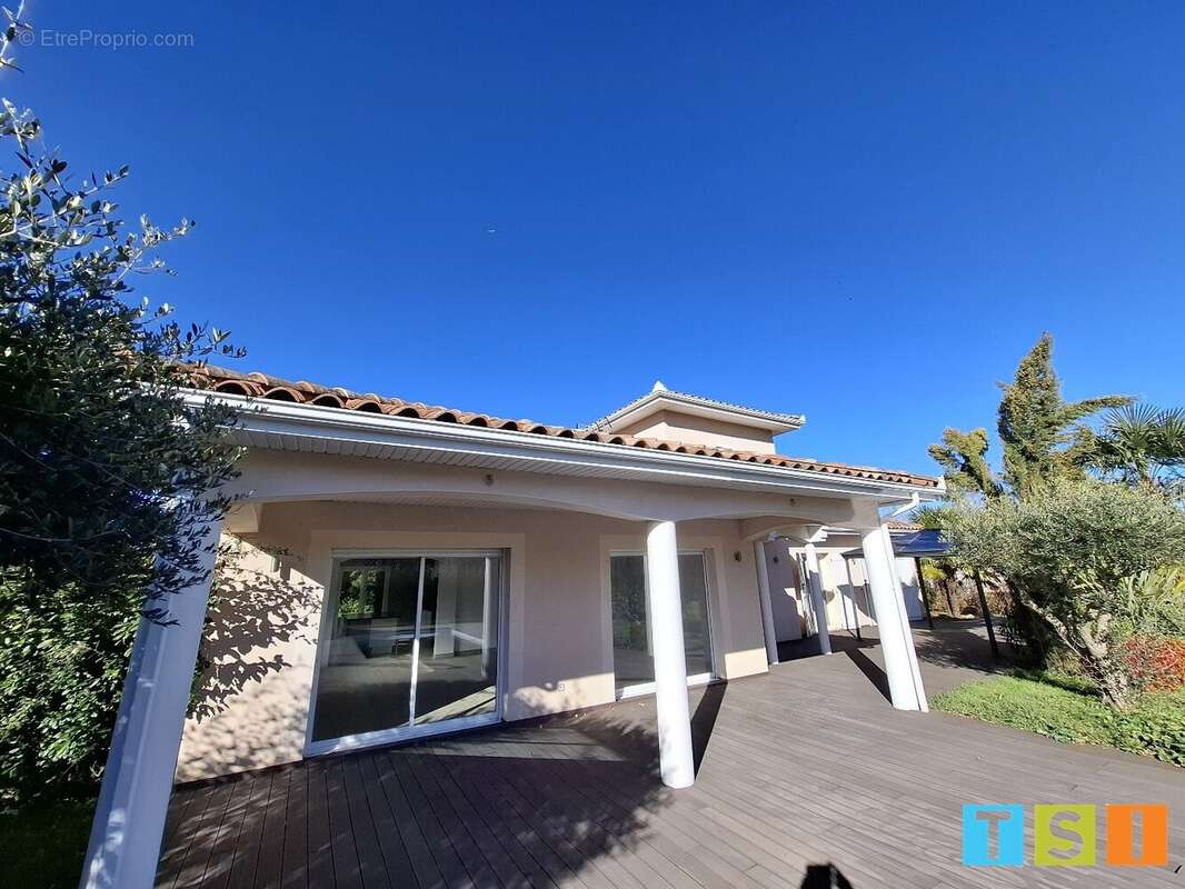 Maison à LABARTHE-RIVIERE