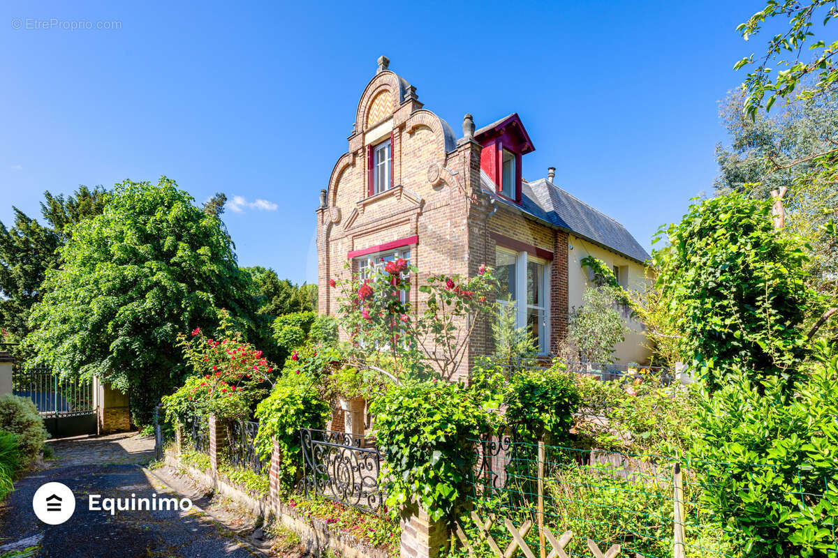 Maison à SAINT-PRIX