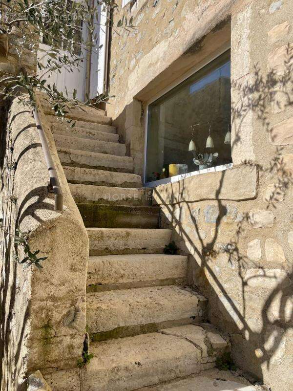 Maison à MONTELIMAR