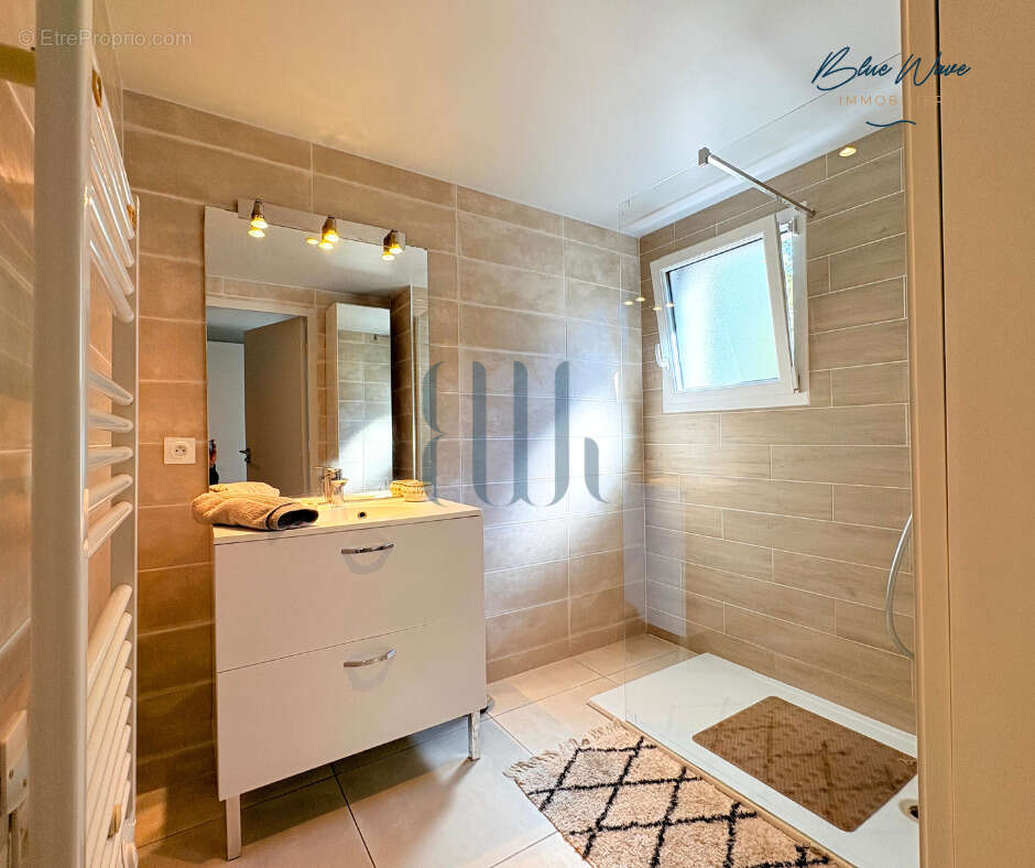 Appartement à SAINT-RAPHAEL