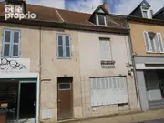 Maison à LE MAYET-DE-MONTAGNE