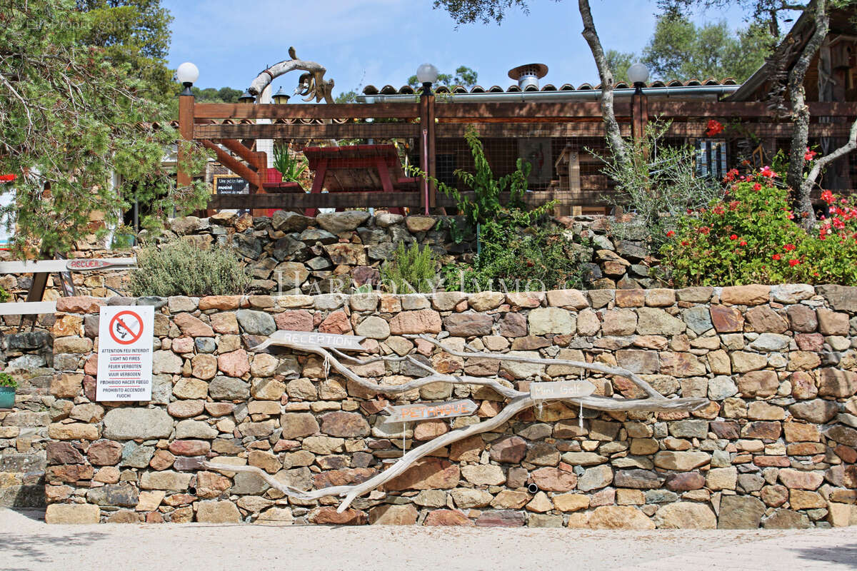 Autre à CALVI