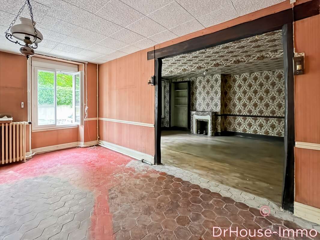 Maison à AIX-EN-OTHE