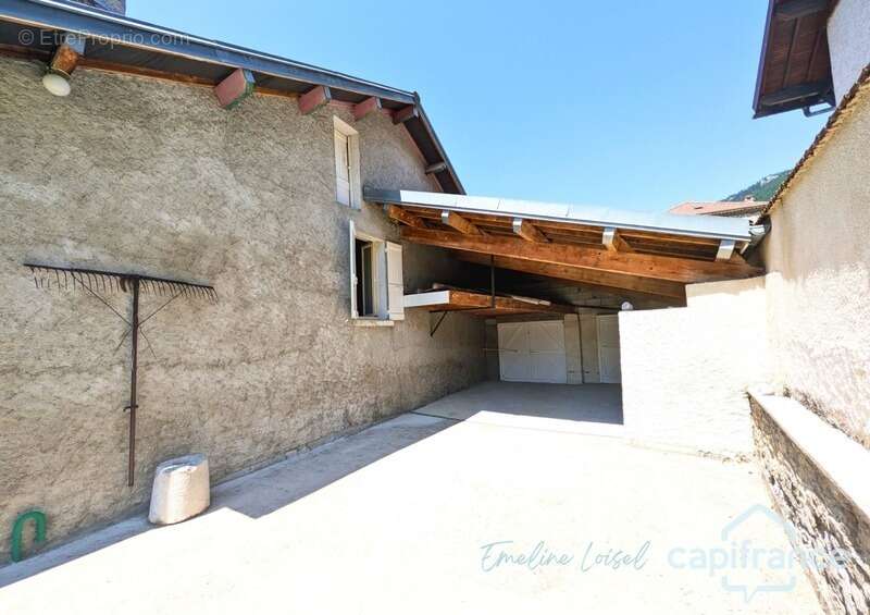 Maison atypique avec jardin - 80m² de dépendances - cour abritée - Saint Martin en Vercors (26420) - photo 12