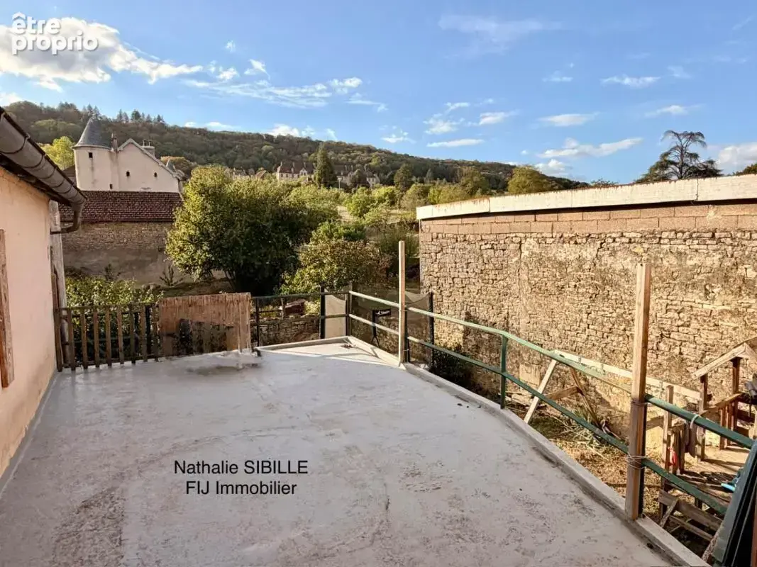 Maison 5 pièces / 135 m² / 95 000 EUR / LA ROCHE-MOREY - photo 7