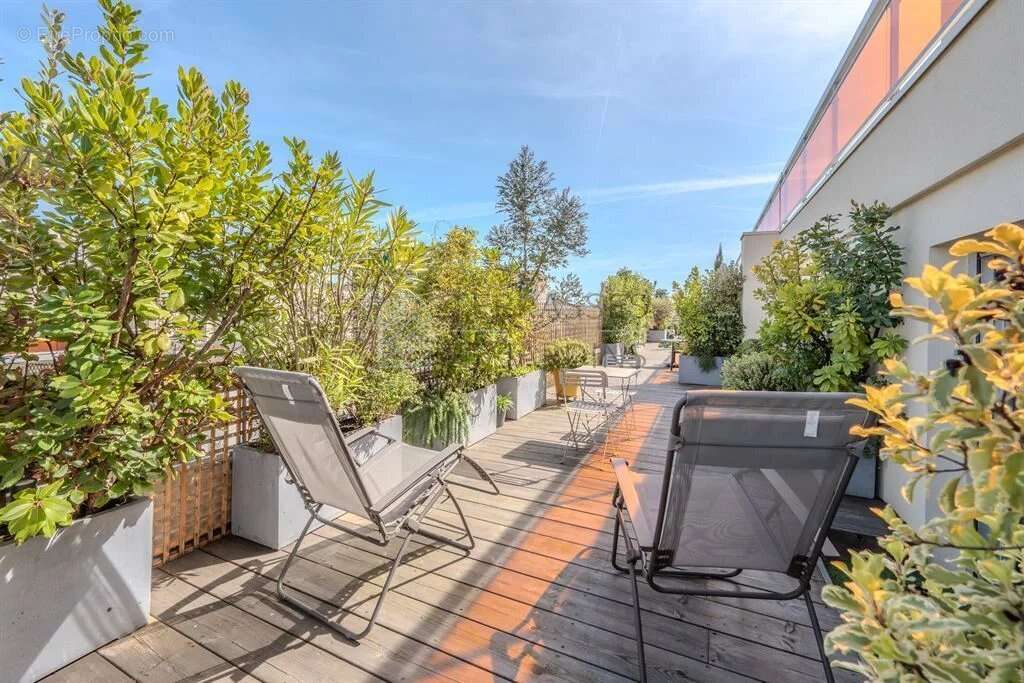 Appartement à PARIS-12E