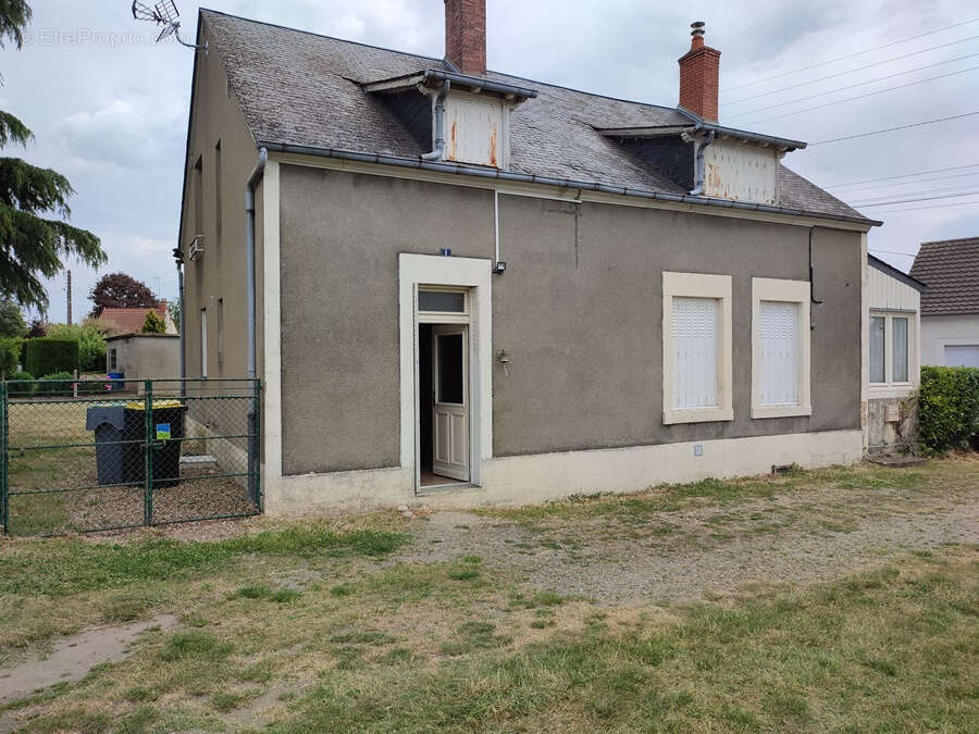 Maison indépendante avec terrain et garage à Torteron - photo 9