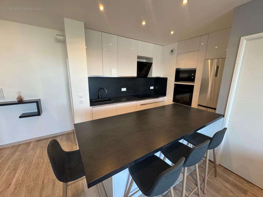 Appartement à LE BLANC-MESNIL