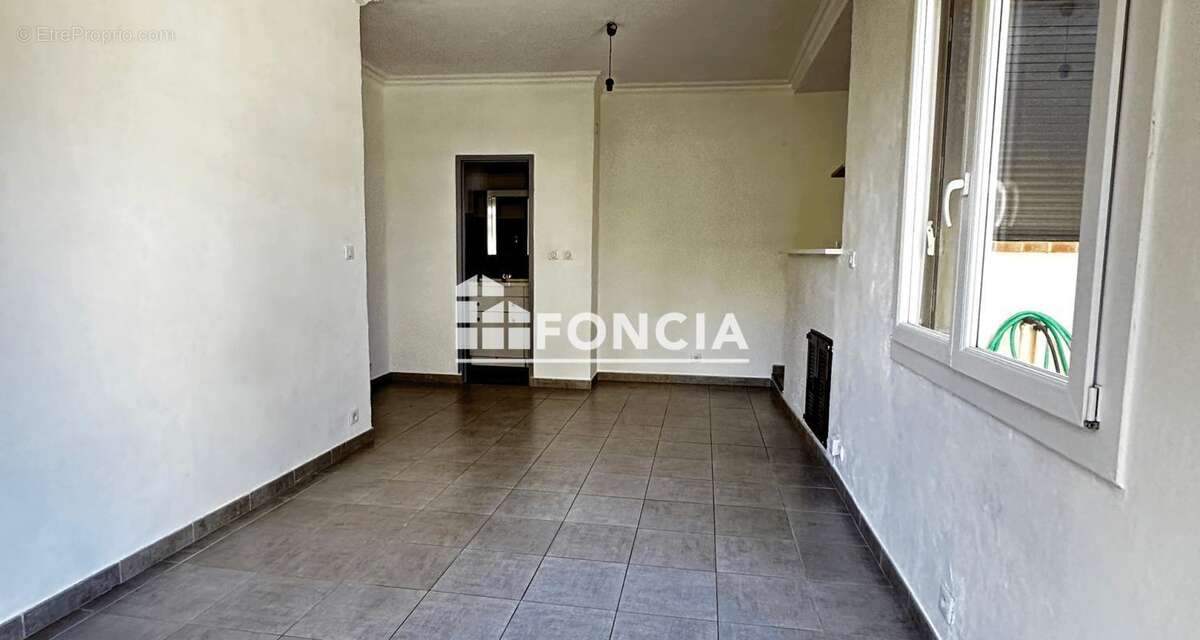 Secteur Rabiac Estagnol- studio avec espace extèrieur - photo 7