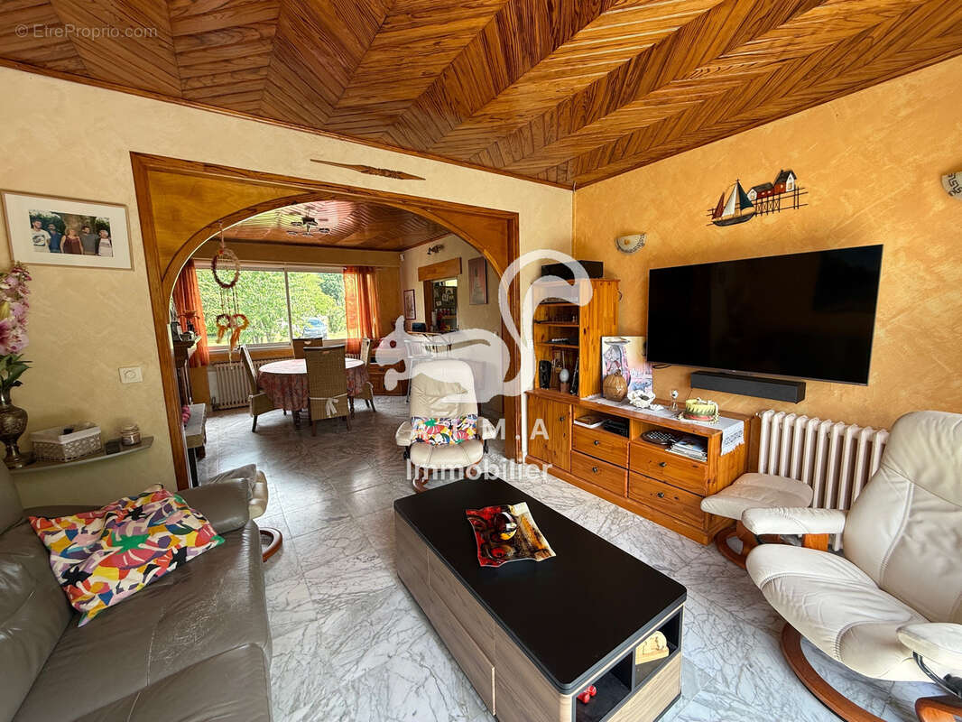 Maison à MIOS