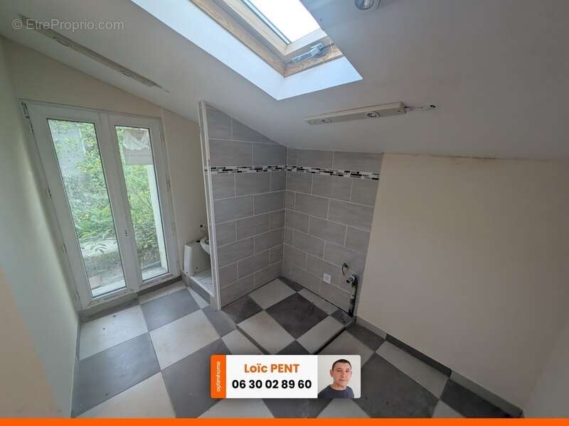 Maison à CHATEL-MONTAGNE