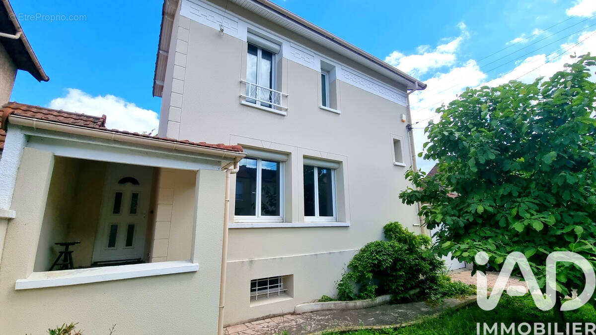 Photo 1 - Maison à ABLON-SUR-SEINE